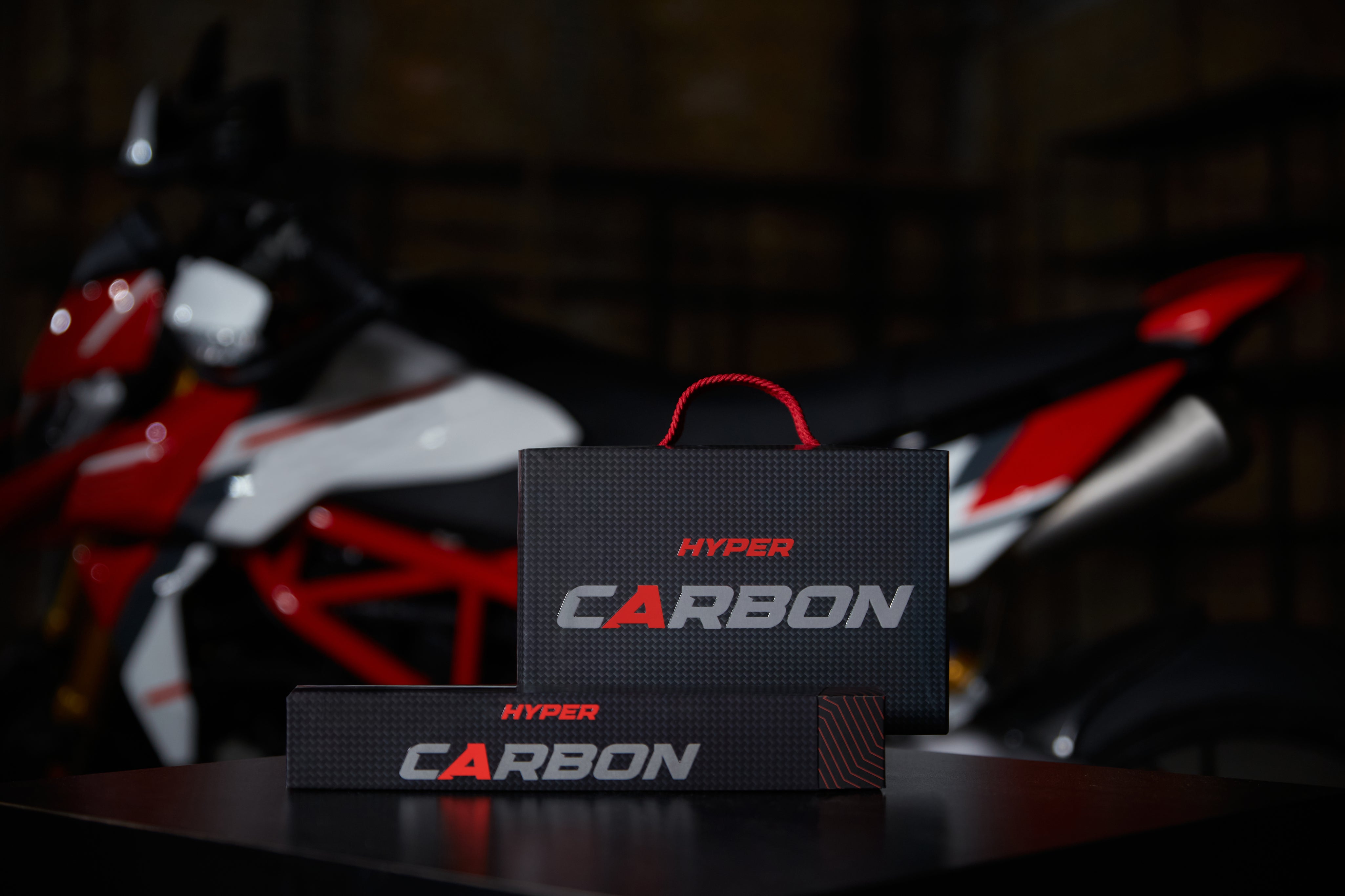 HYPER CARBON