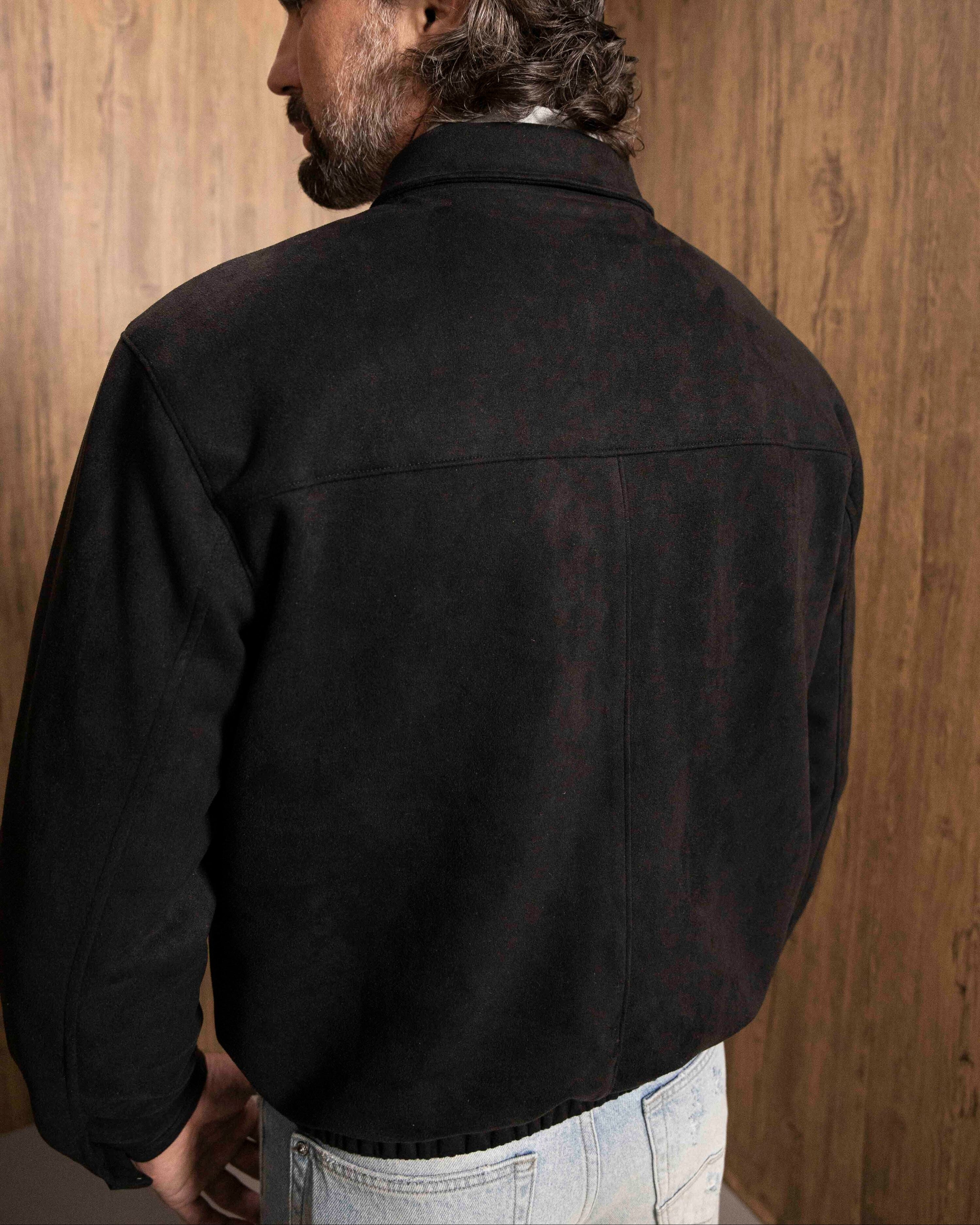 Chaqueta bomber color negro ideal para el dia a dia 