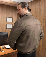 Chaqueta bomber color verde ideal para el dia a dia 