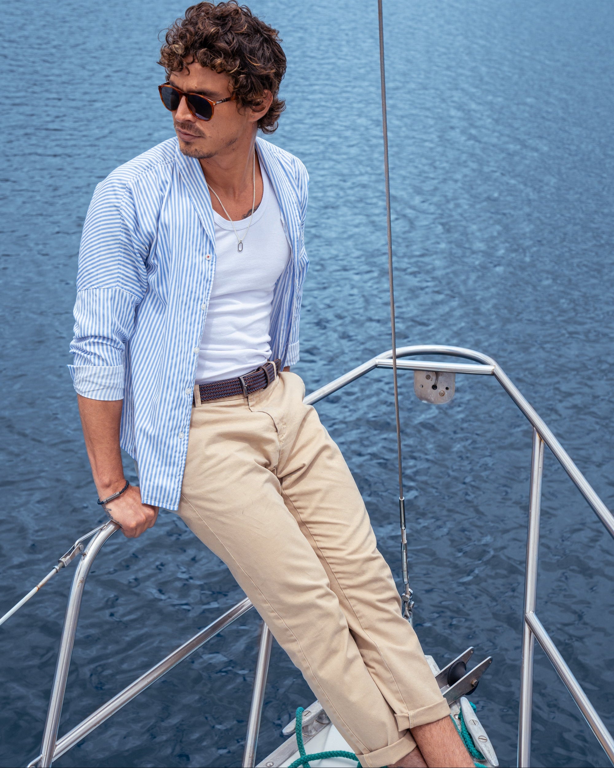 Cinturon trenzado de cuero cafe y azul para hombre ideal para regalo, a oficina o un dia casual