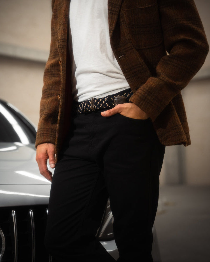 Cinturon trenzado para hombre ideal para los que les gustan los carros y la deportividad sin perder elegancia