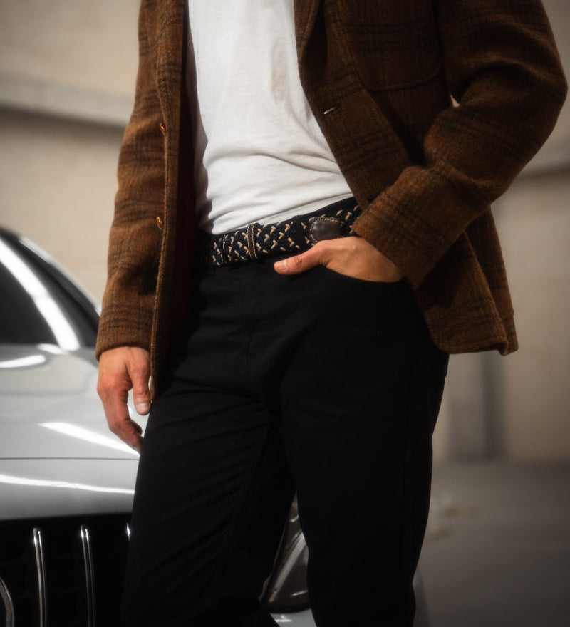 Cinturon trenzado para hombre ideal para los que les gustan los carros y la deportividad sin perder elegancia