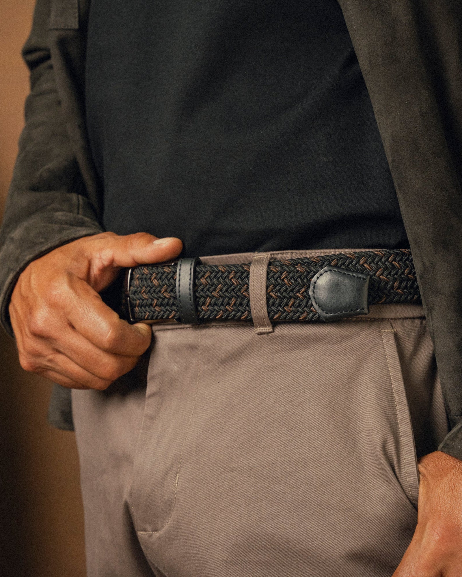 Cinturon trenzado negro y cafe para hombre ideal para regalo, la oficina o una salida casual