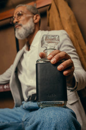 Whiskera + Vaso Negro - Con grabado de iniciales
