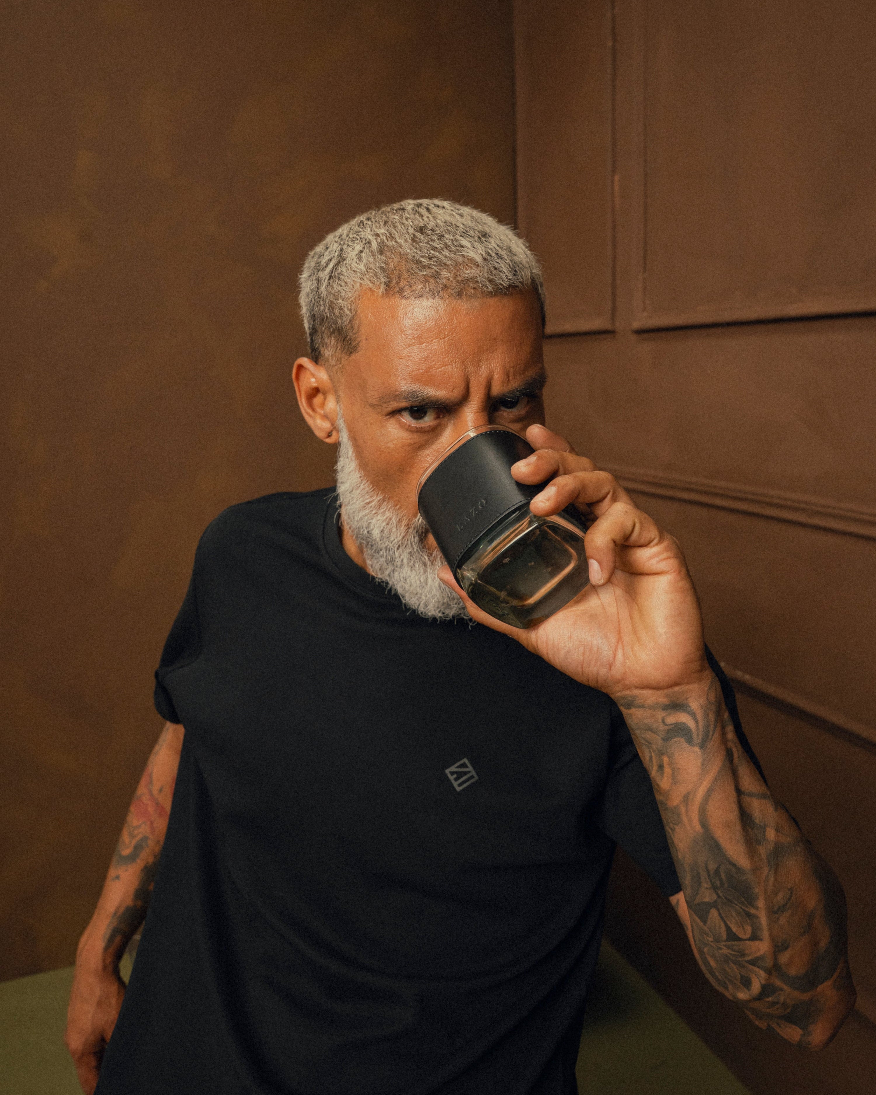 Whiskera + Vaso Negro - Con grabado de iniciales