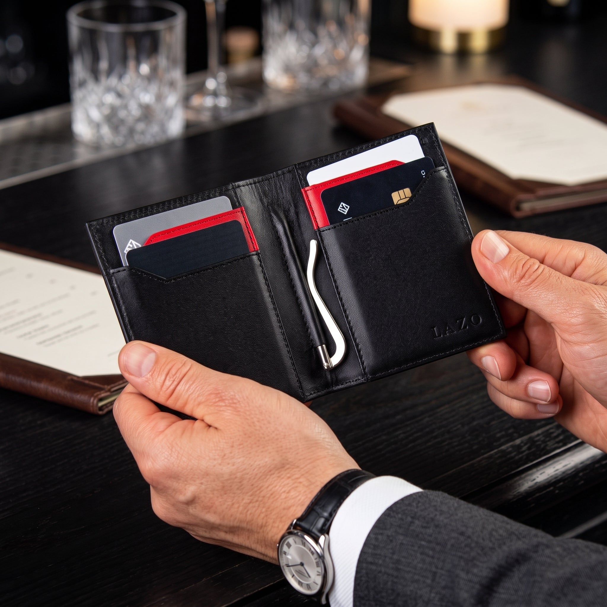 Billetera Compact con Clip (Carbono-Negra-Roja) — Con Grabado de Iniciales