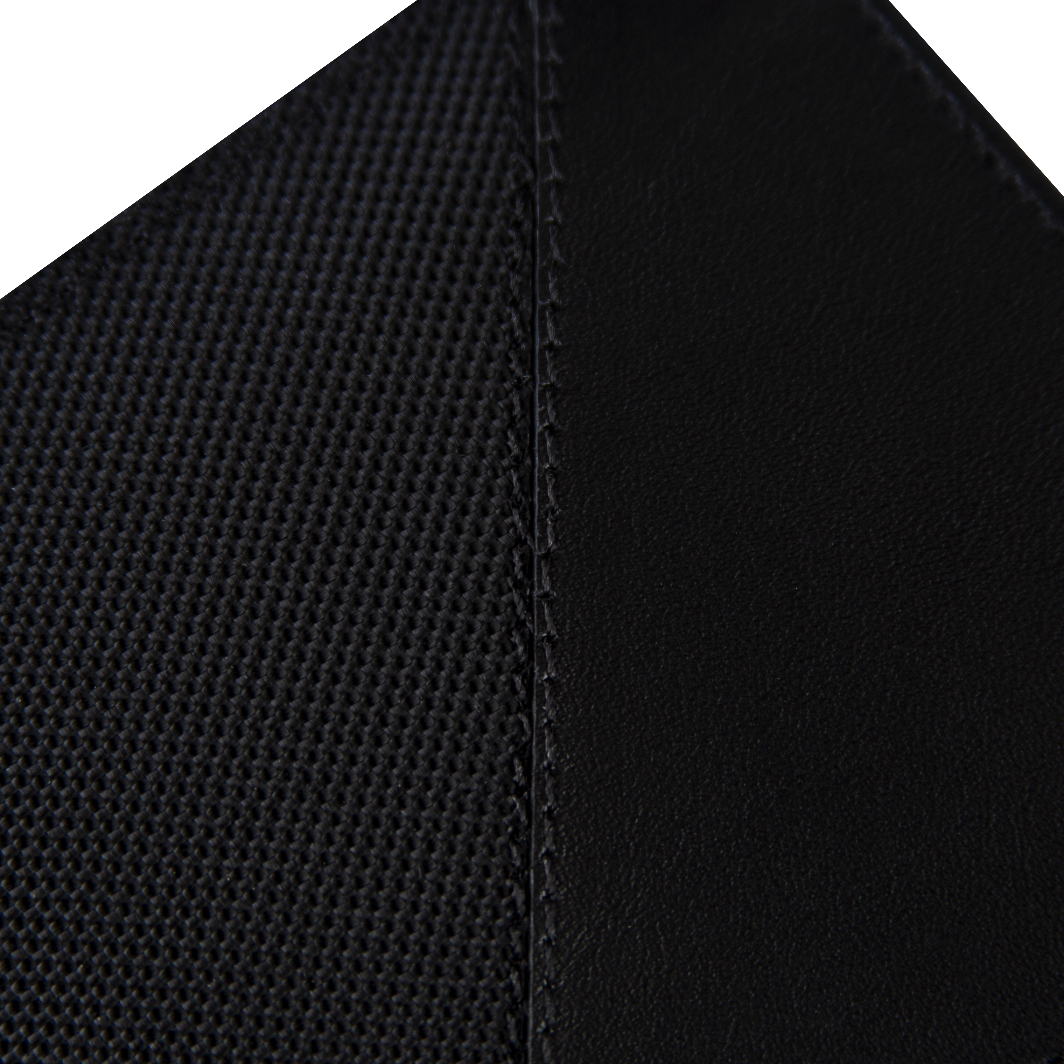 Billetera Tradicional de Cuero (Carbono-Negra) — Con Grabado de Iniciales