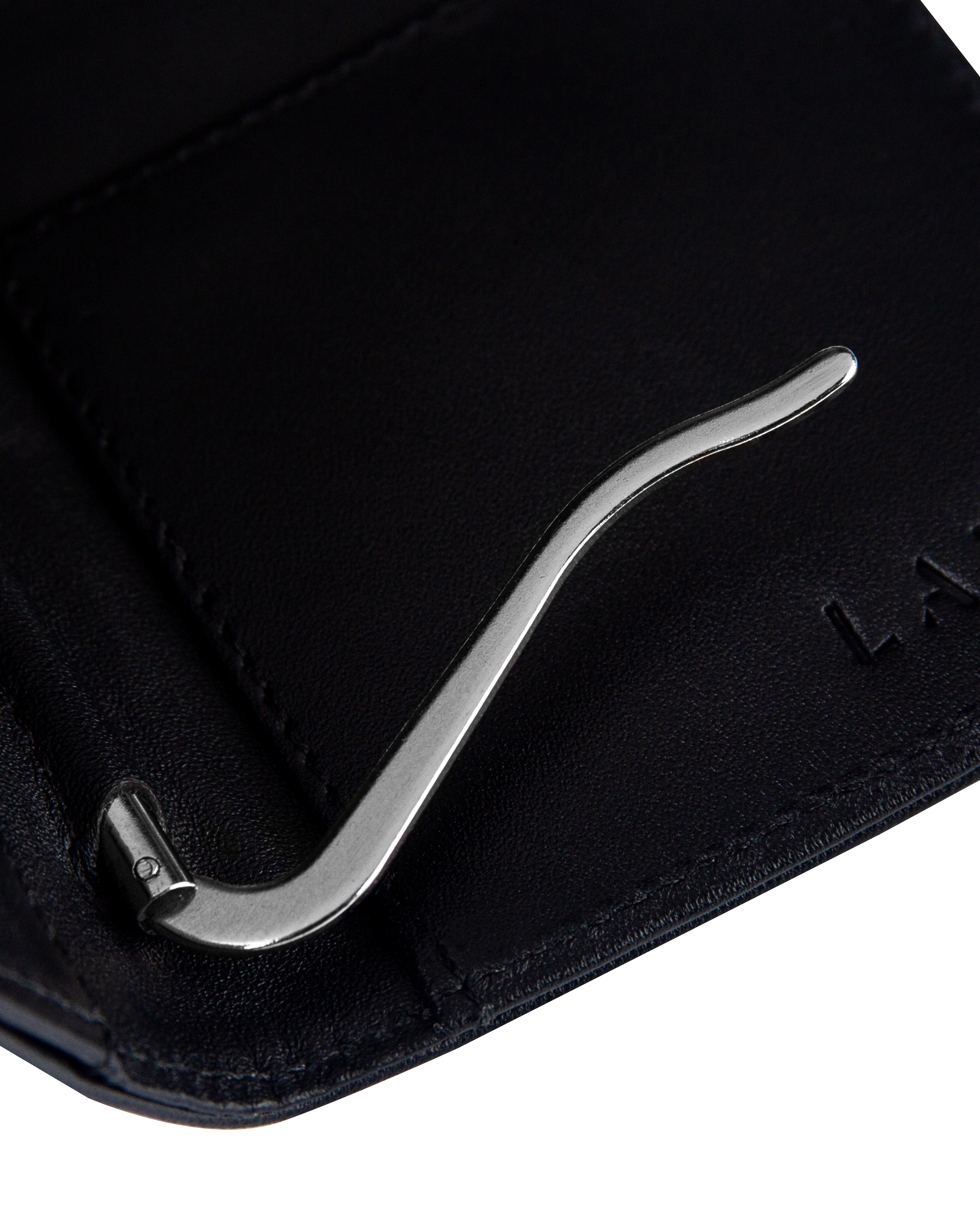 Billetera Tradicional Clip negra y carbono personalizable con iniciales
