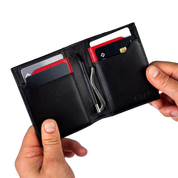 Billetera Compact con Clip (Carbono-Negra-Roja) — Con Grabado de Iniciales