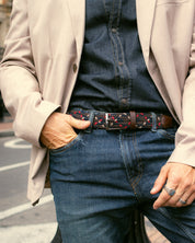 Cinturon trenzado para hombre color cafe rojo y blanco, ideal para dar regalo, ir a la oficina o una salida casual 
