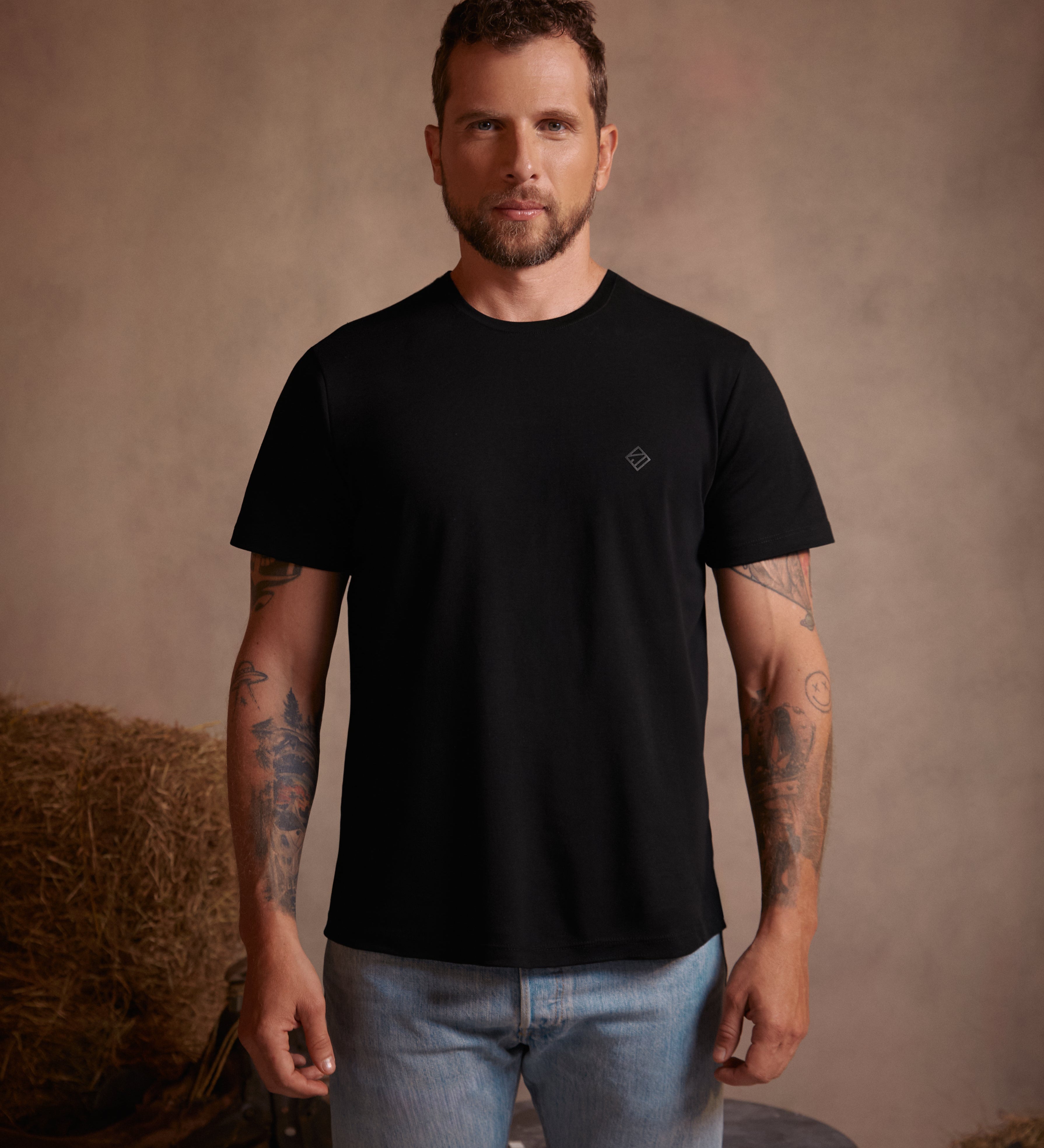 Camiseta negro de algodon para hombre