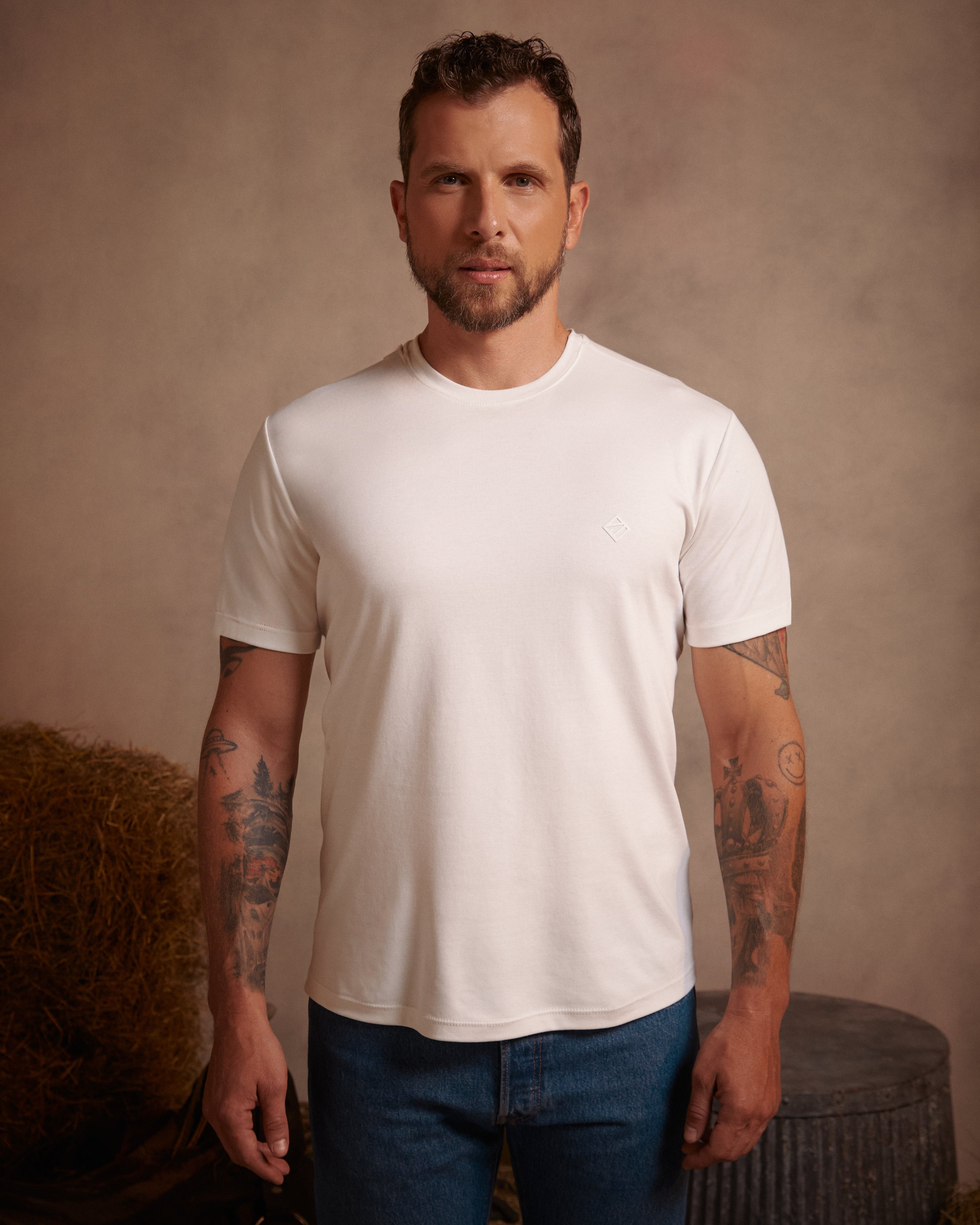 Camiseta blanca de algodon para hombre