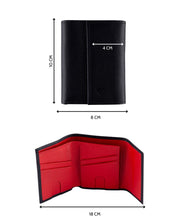 Billetera de cuero compacta color negro carbono para hombre con cierre de iman, perfecta para tarjetas y billetes.